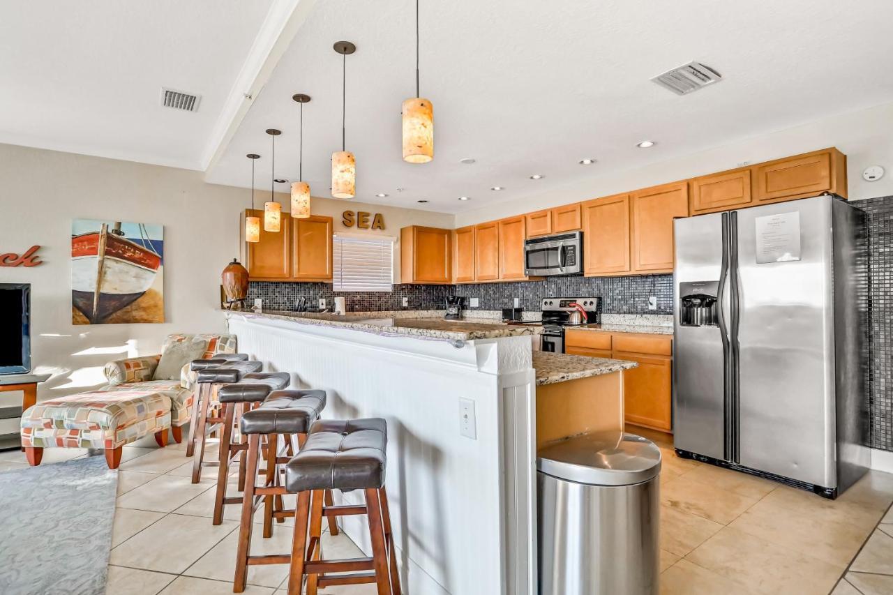 Palms Of Treasure Island 405 Apartment St. Pete Beach Exterior photo